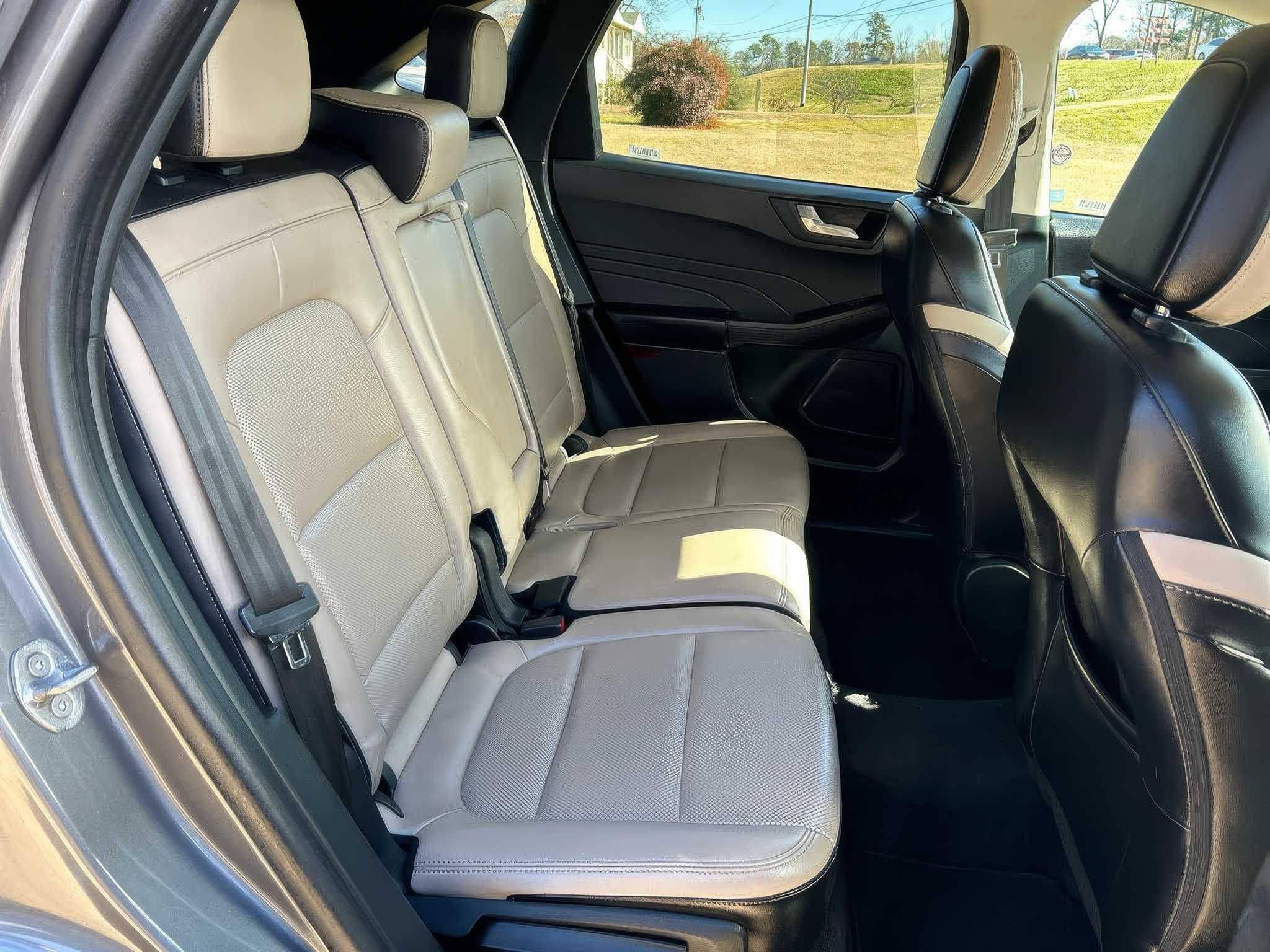 2021 Ford Escape Titanium