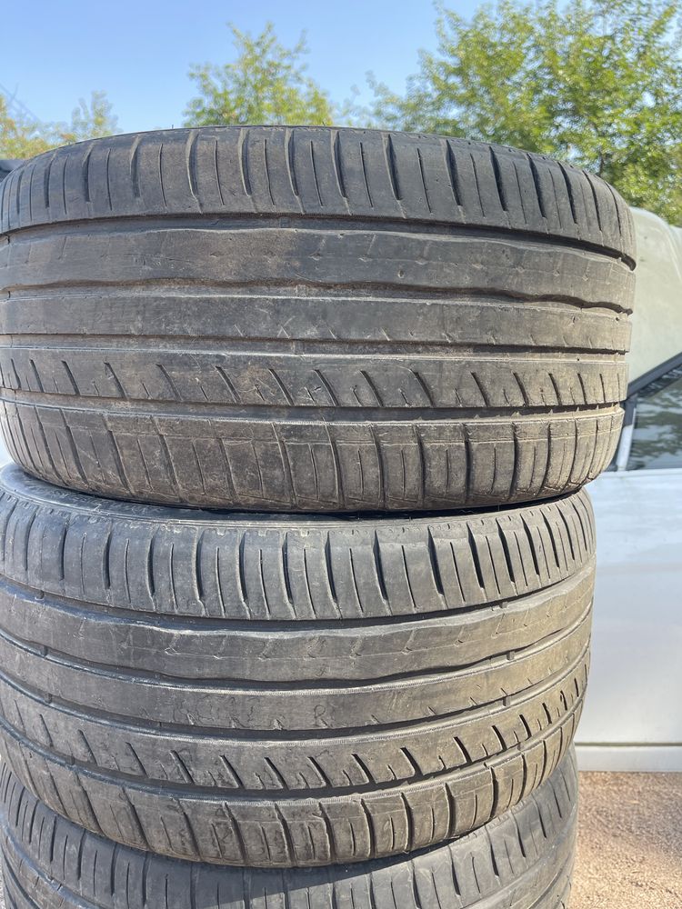 Резина гумма скат 225 40 R18 і 255 35 R18 2019 літо комплект гума