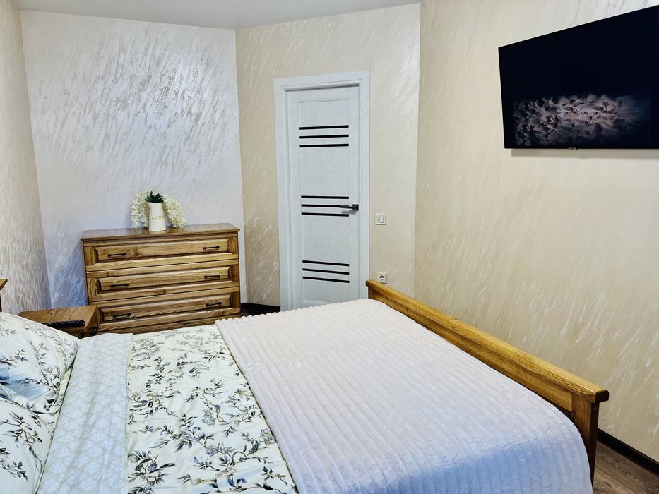 Подобово! Оренда квартири вул. Мельника 10 (центр)