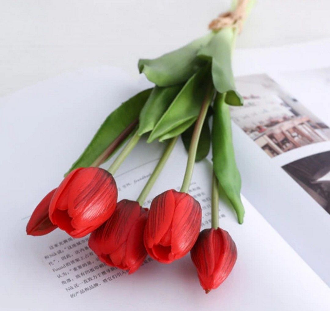 Tulipany silikonowe czerwone jak żywe 40 cm 5 sztuk