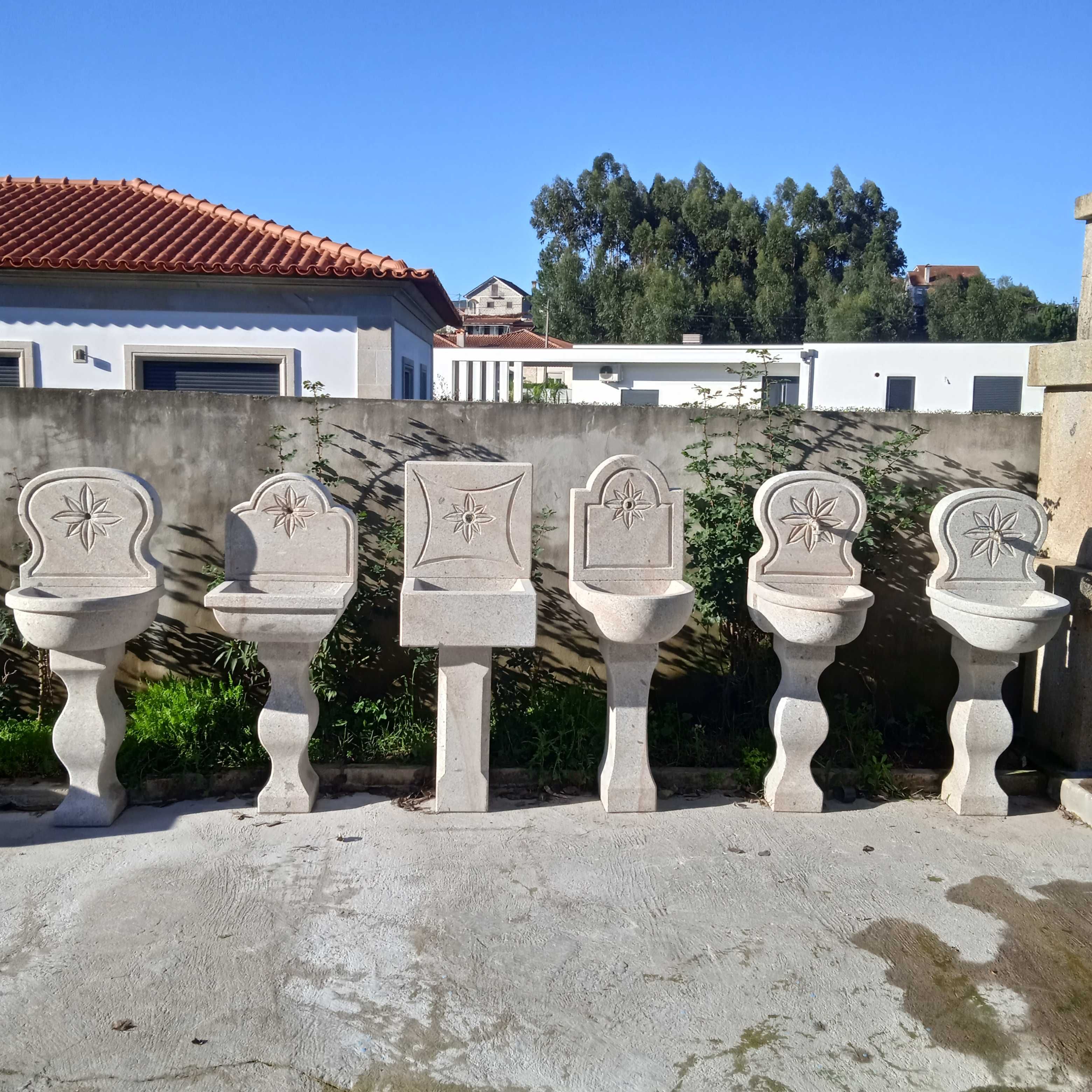 Vários modelos de fontanários