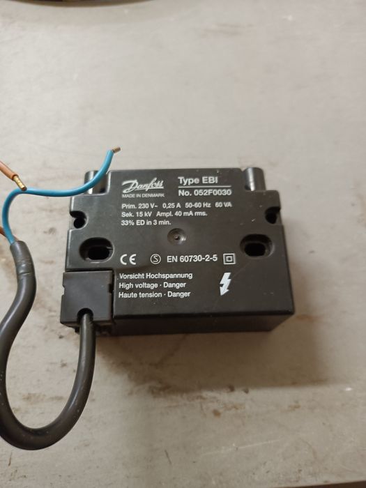 Iskrownik pieca nowy