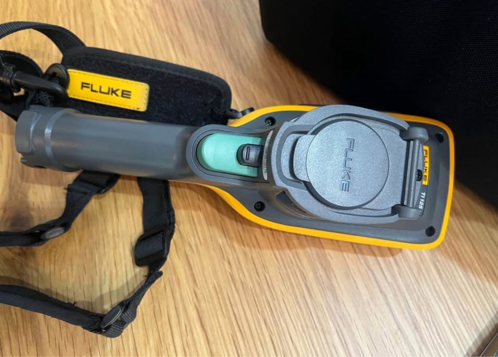 Vendo ou troco - Camera Termografica FLUKE Ti 125