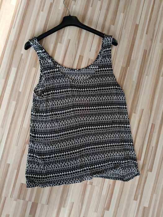 Wyprzedaż! Lekka zwiewna bluzka, aztek, M