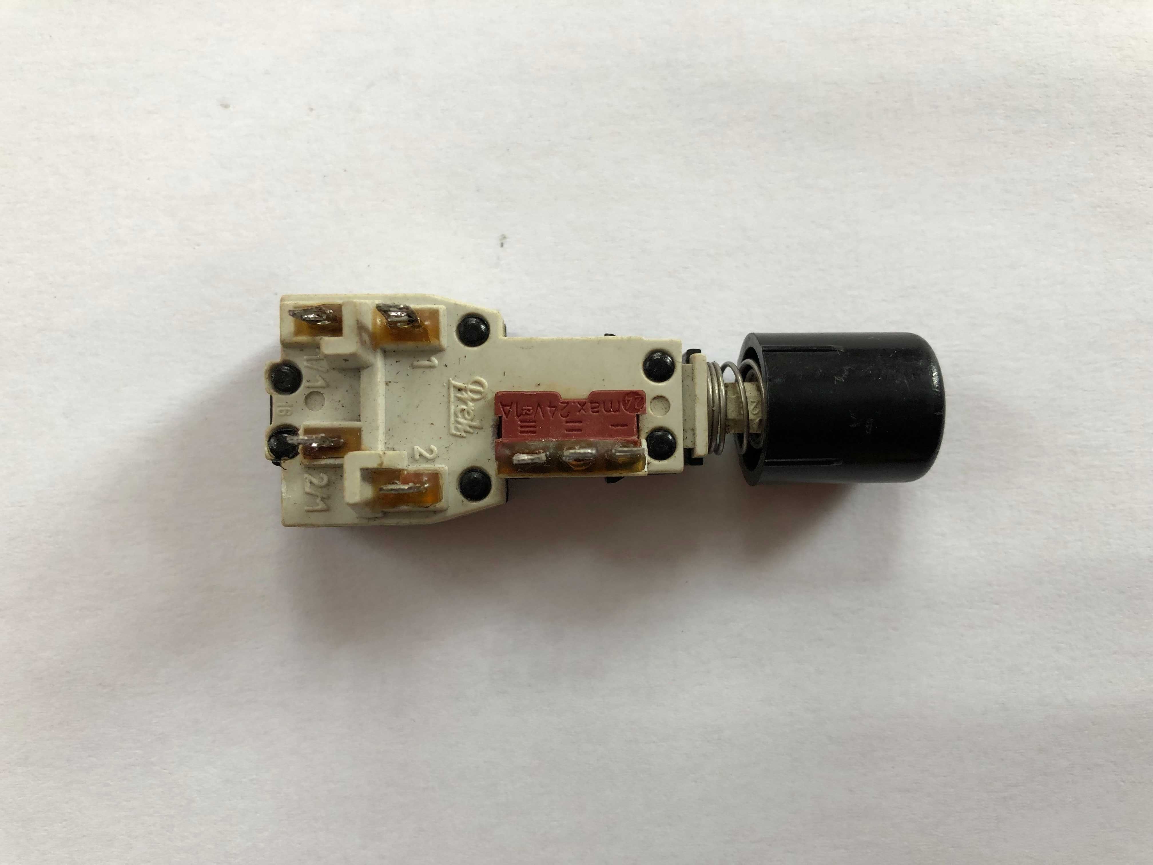 Włącznik Preh 250V 2,5A