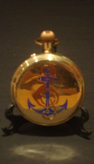 Relógio de bolso antigo em prata