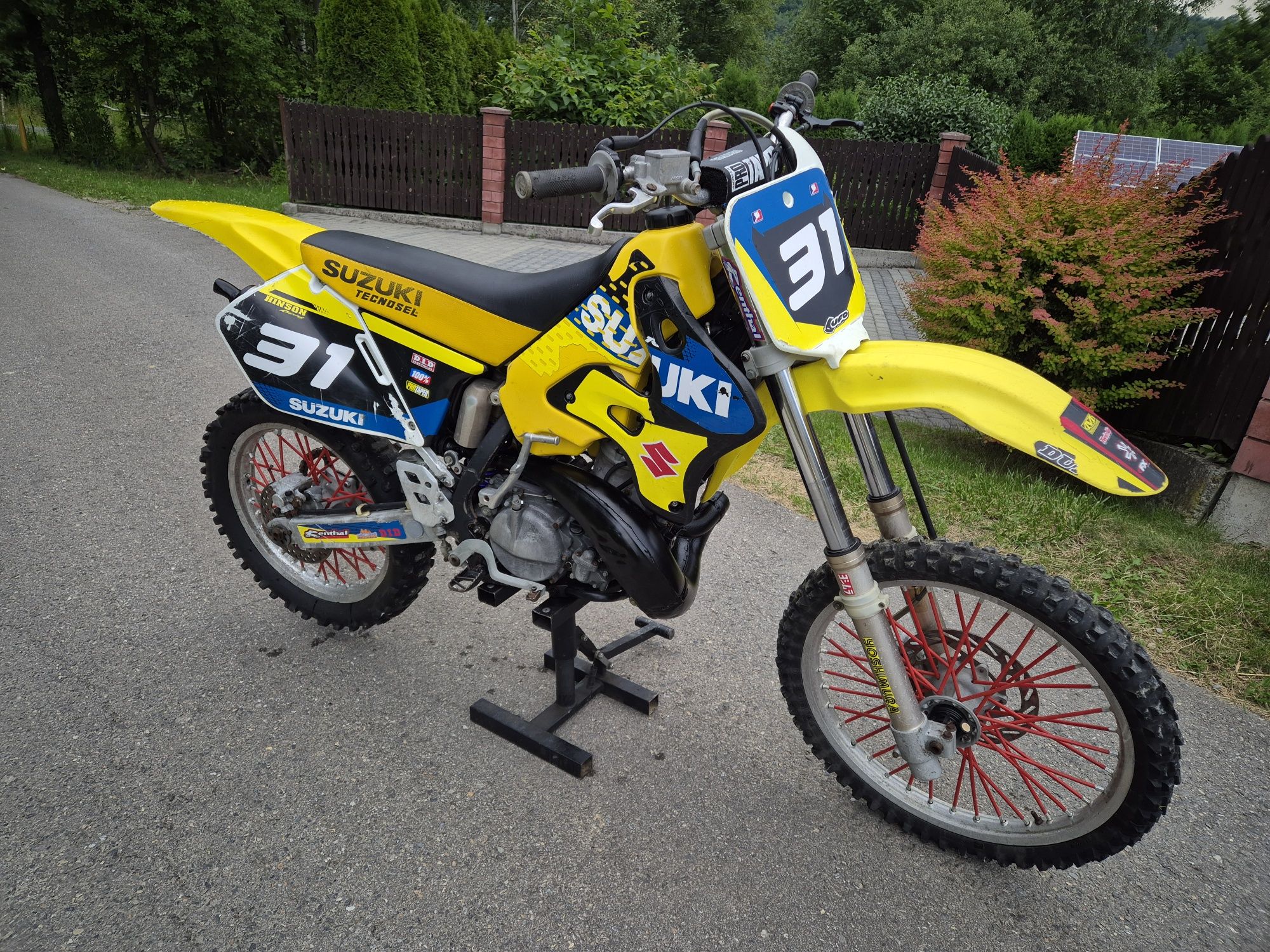 Suzuki rm 250 warta uwagi