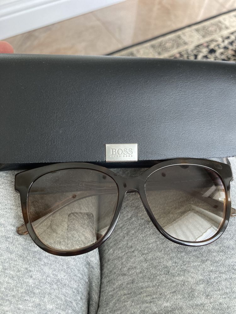Okulary przeciwsloneczne marki Hugo Boss