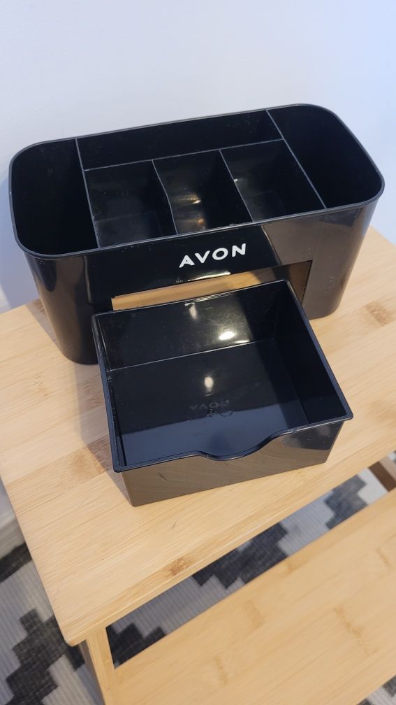 Organizer avon na kosmetyki