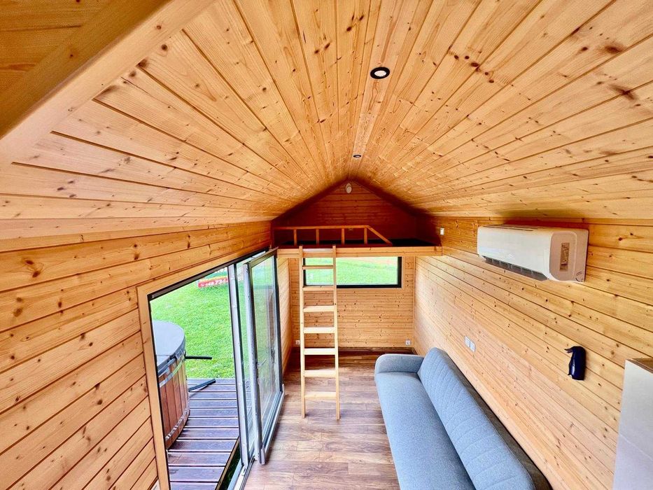 Domek mobilny 255x720 powystawowy , z homologacją od ręki