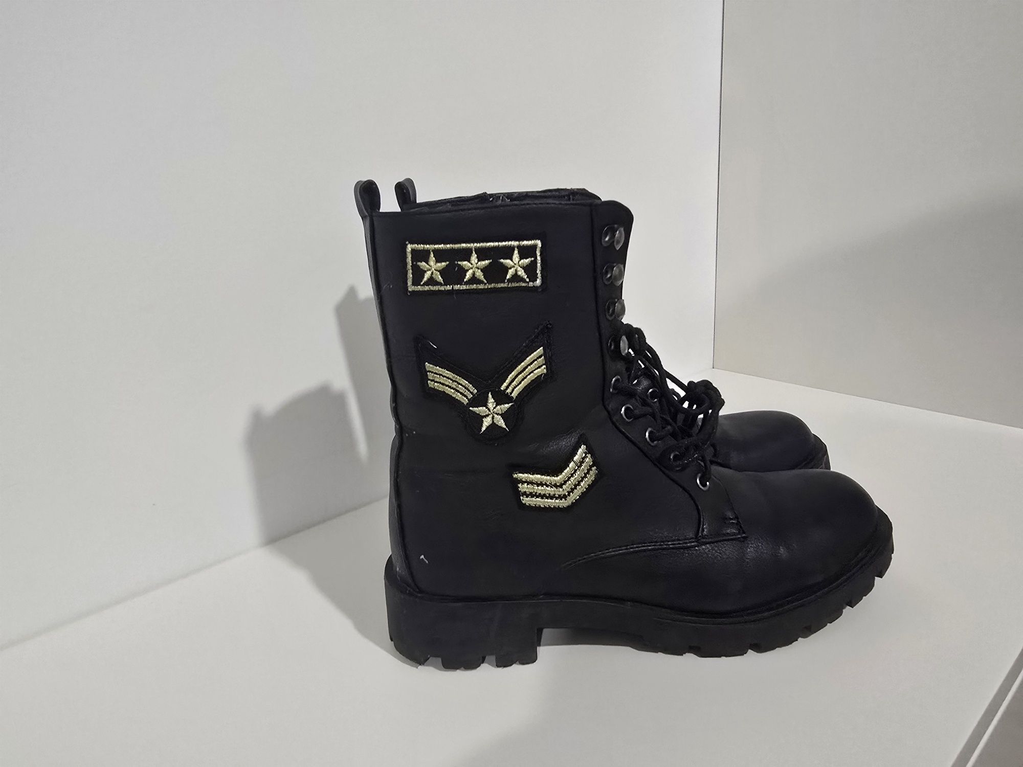 Botas tamanho 38