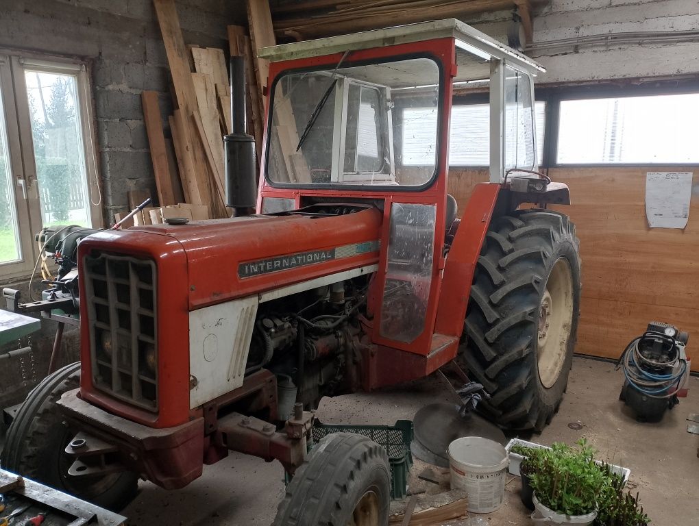 International 475 nowe opony