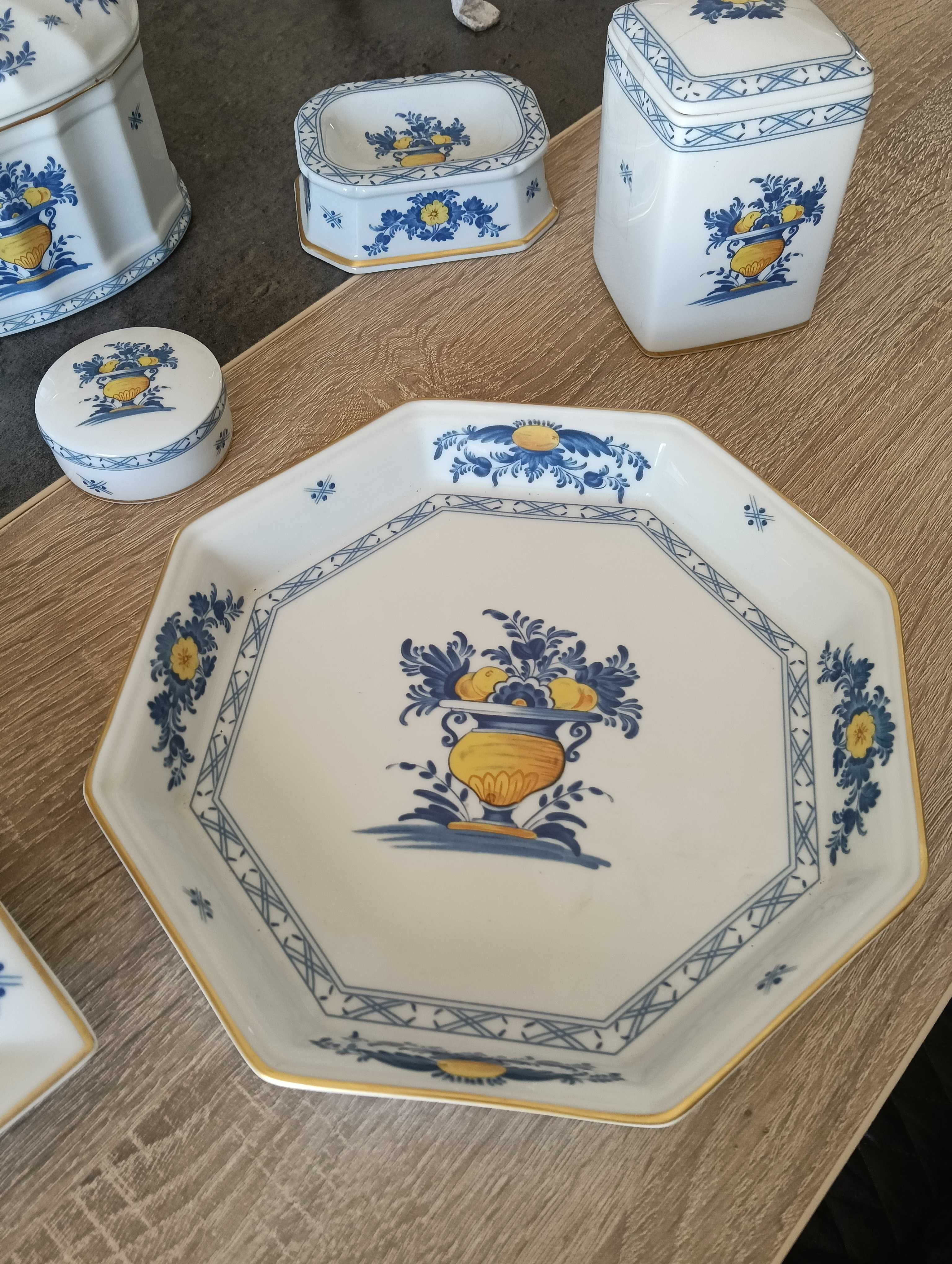 Conjunto de peças Vista Alegre