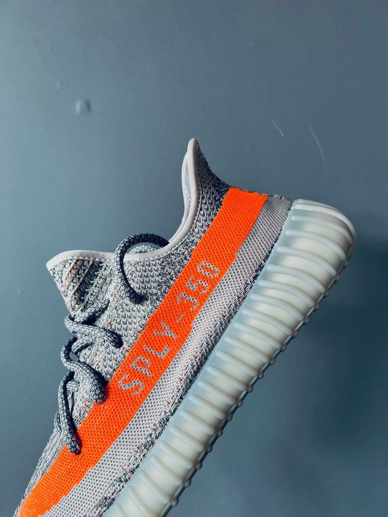 Yeezy350/UnisexButy SportoweDamskieAdidasBoostV2CarbonBeluga r.40
