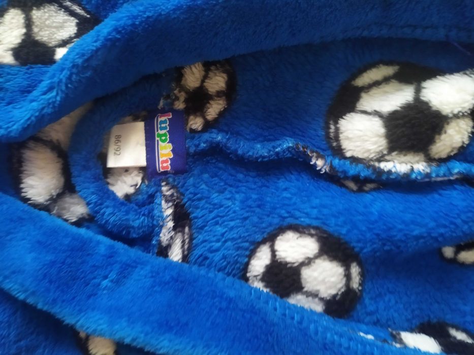 Продаю дитячий халат і платья