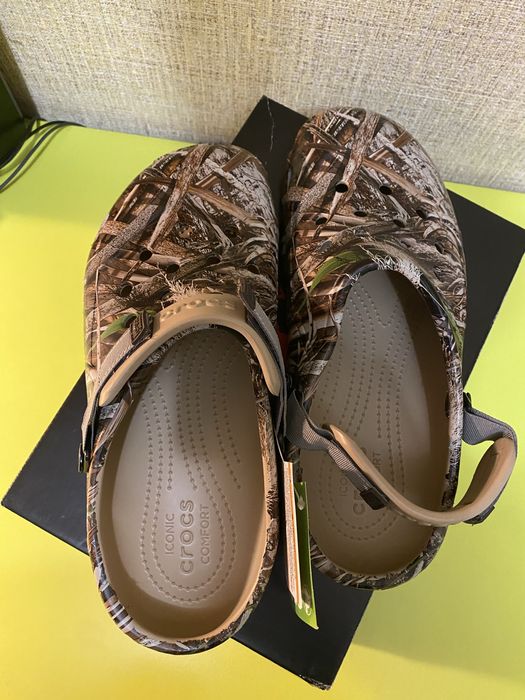 Продам нові crocs