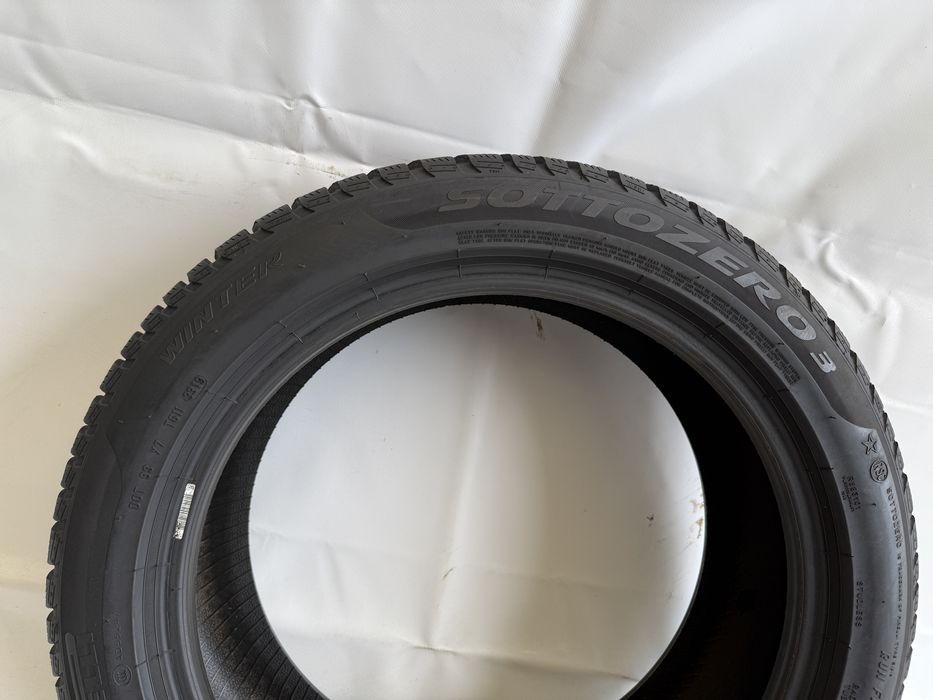 225/50/18 Pirelli Sottozero Winter 3 RSC 2019R (271)