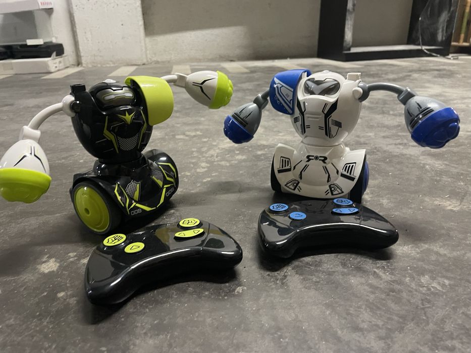 Brinquedo de crianca robot