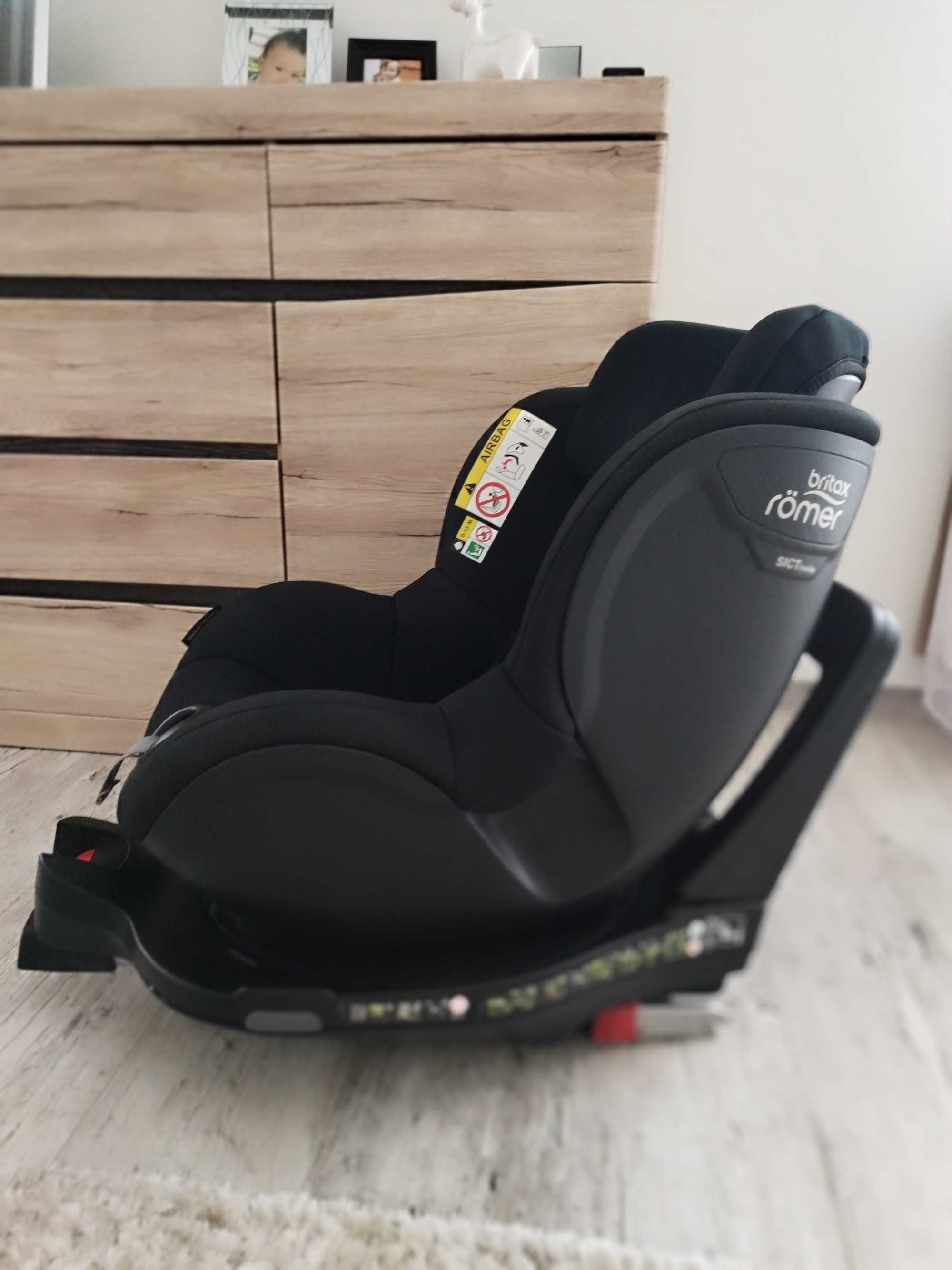 Britax Römer Dualfix M I-Size fotelik samochodowy