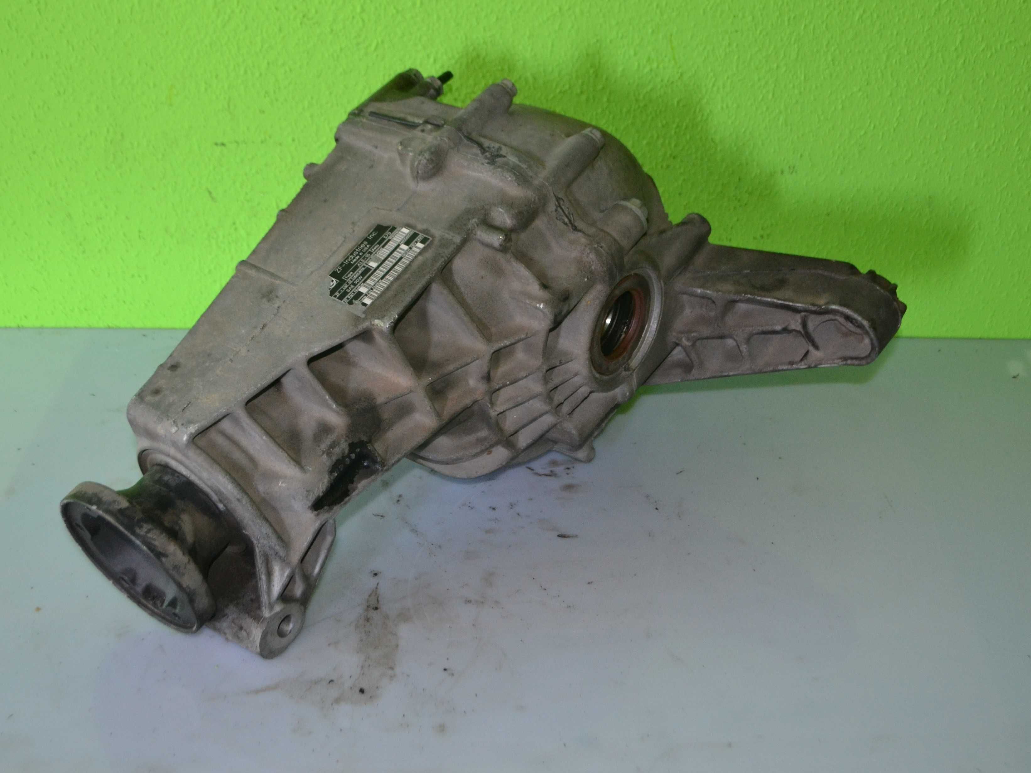 Dyferencjał dyfer przód MERCEDES ML W163 3.2 V6  3.70