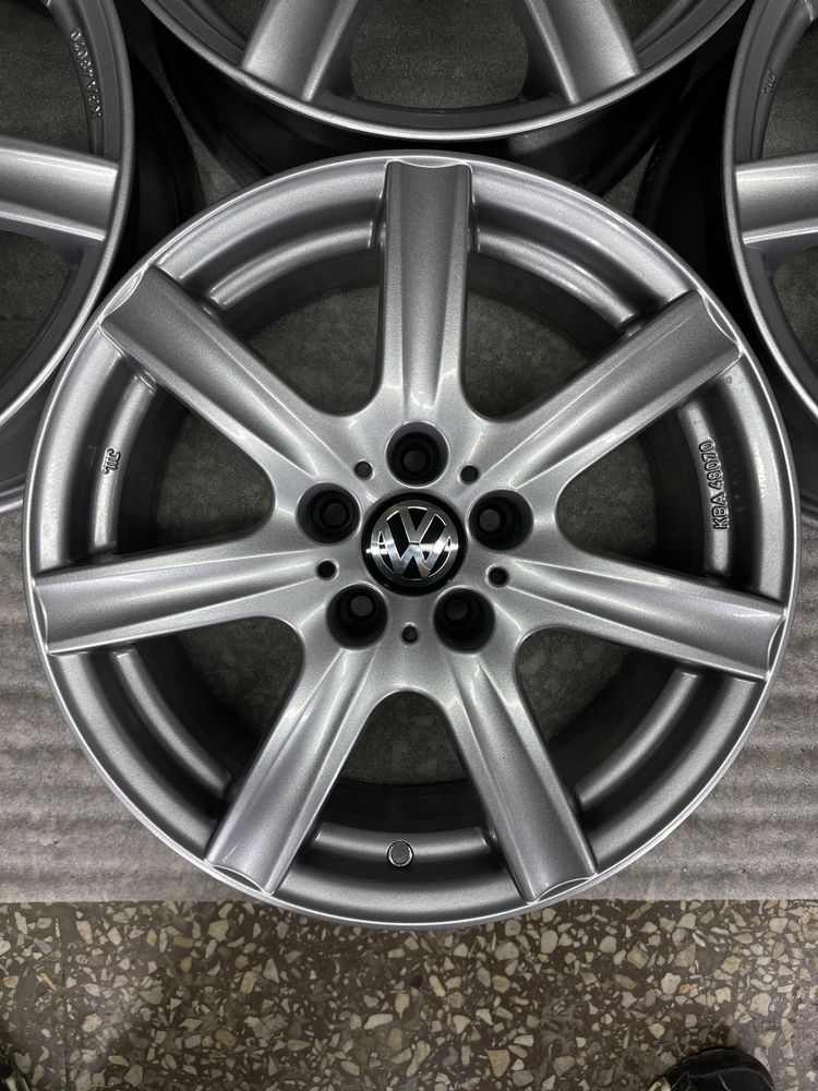 Диски R17 5x112 Et35 7.5J. VW Passat B5 B6 B7 B8 NMS Tiguan CC. Skoda