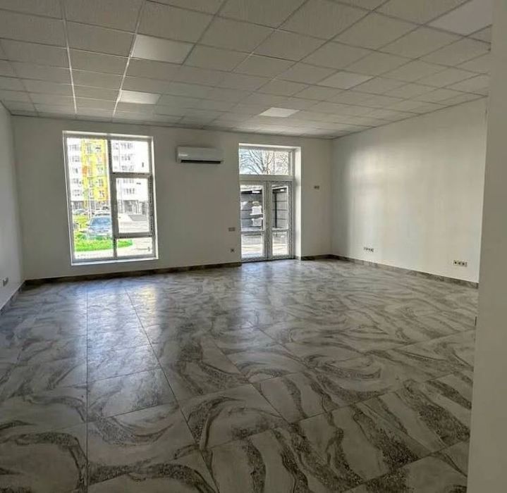 Терміновий продаж комерційного приміщення 90 м2 м-рн Пасічна