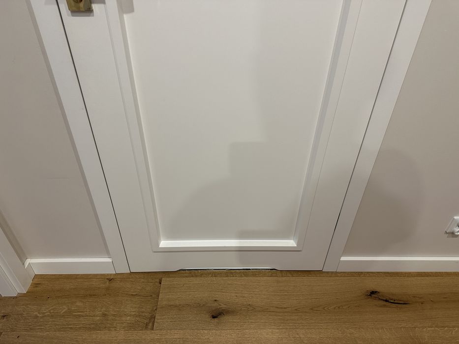 Drzwi wewnętrzne drewniane bezprzylgowe rewersyjne z odwrotną przylgą