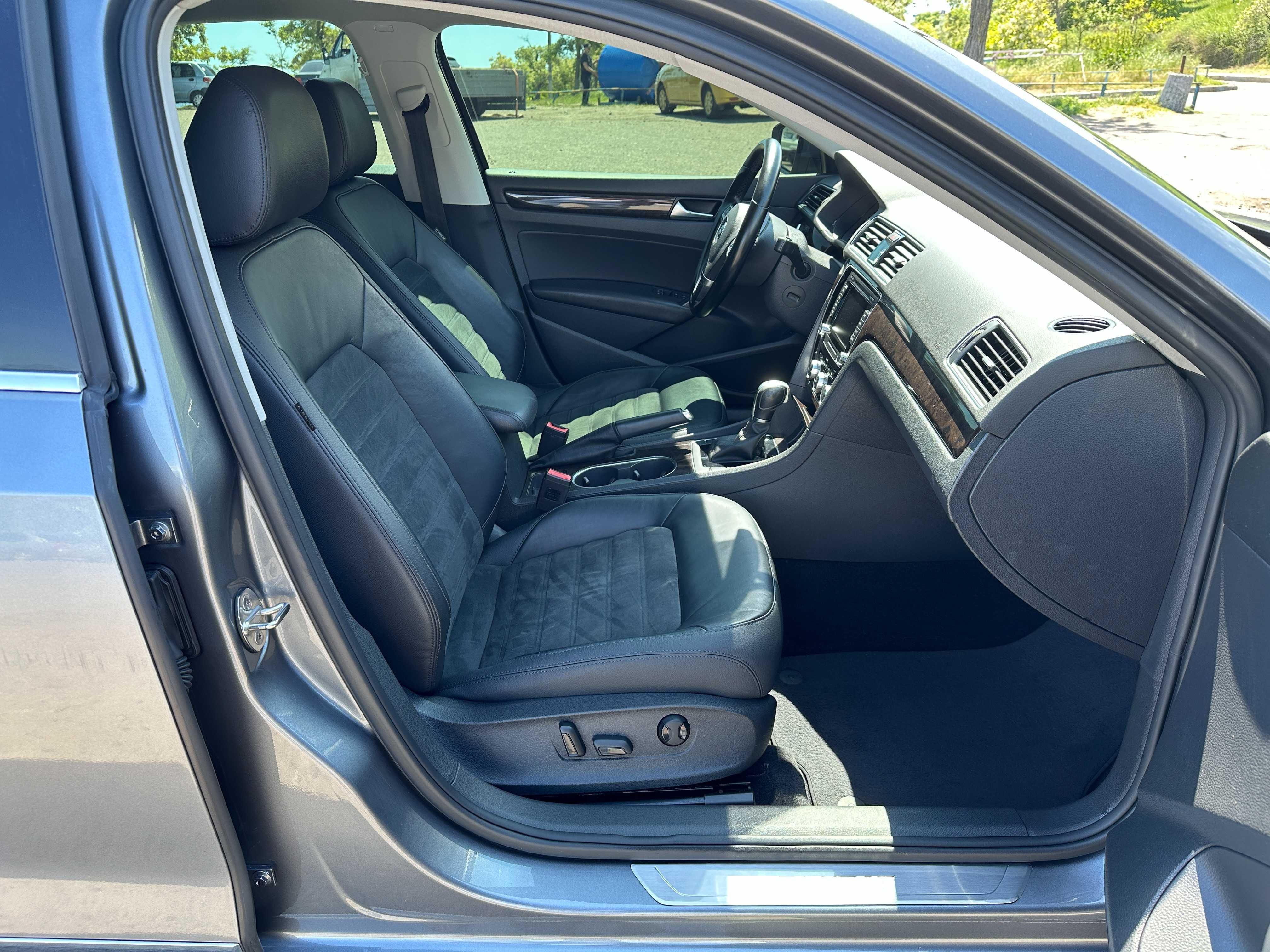 Продам Volkswagen Passat 2014 SEL Супер Комплектация