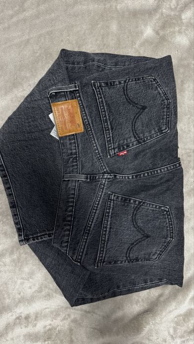 Сірі джинси Levis