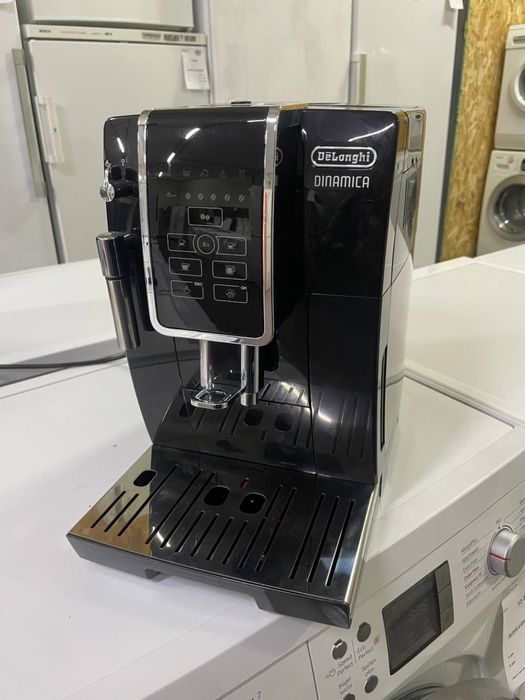 Кофемашина Delongi 1 рік гарантіі