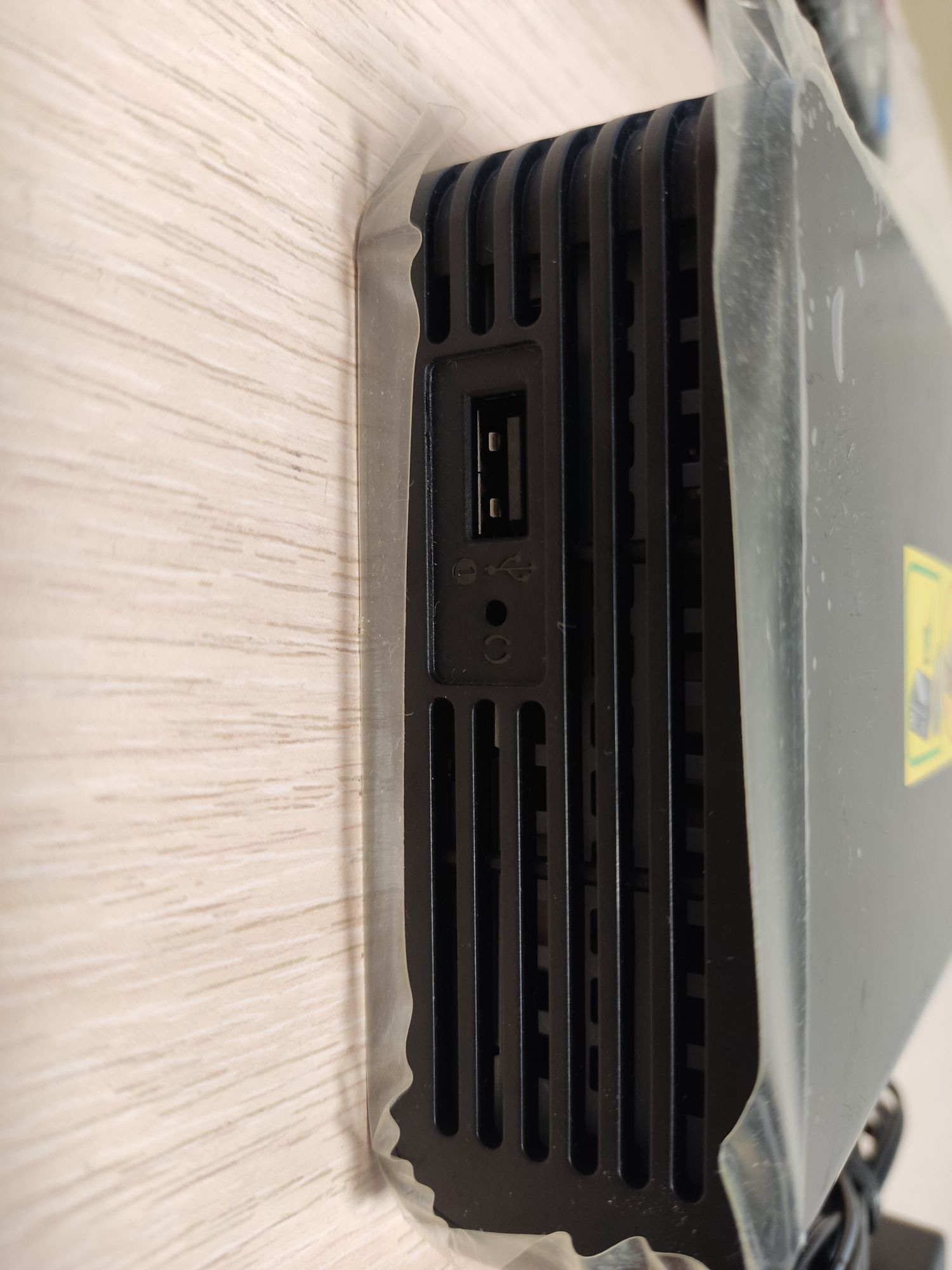 Медіаплеєр Western Digital TV HD Live WDAVN00BN