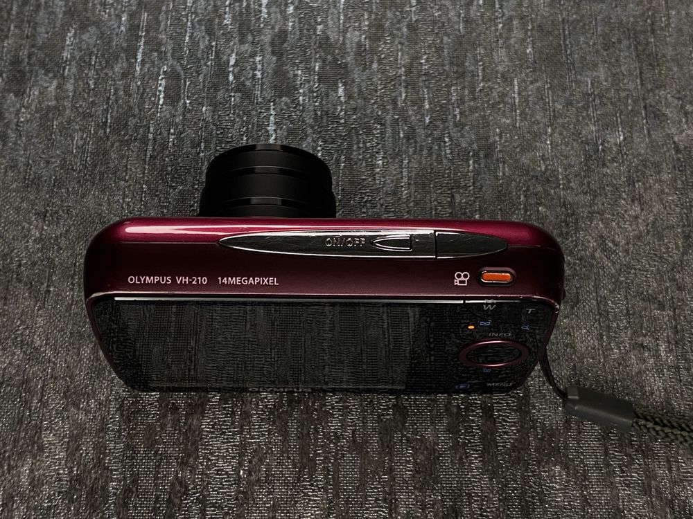 Olympus VH-210 в ідеальному стані