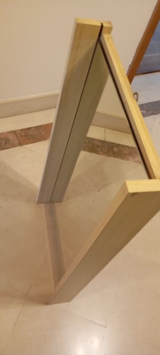 Espelho moldura em madeira