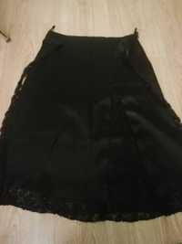 Satynowa czarna spódnica koronka 34 xs