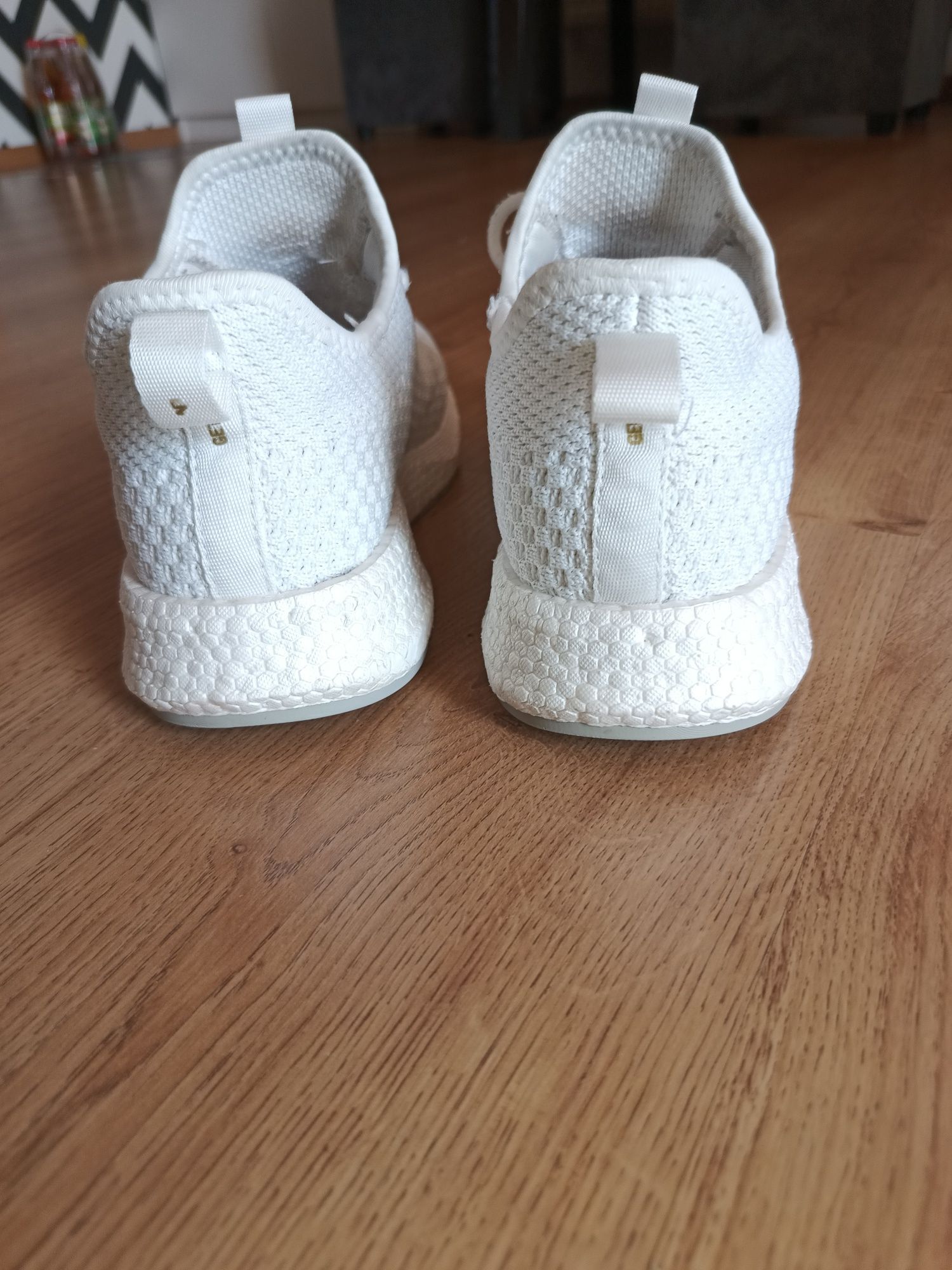 Białe sneakersy buty sportowe Sprandi białe roz 37