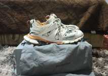 Balenciaga track