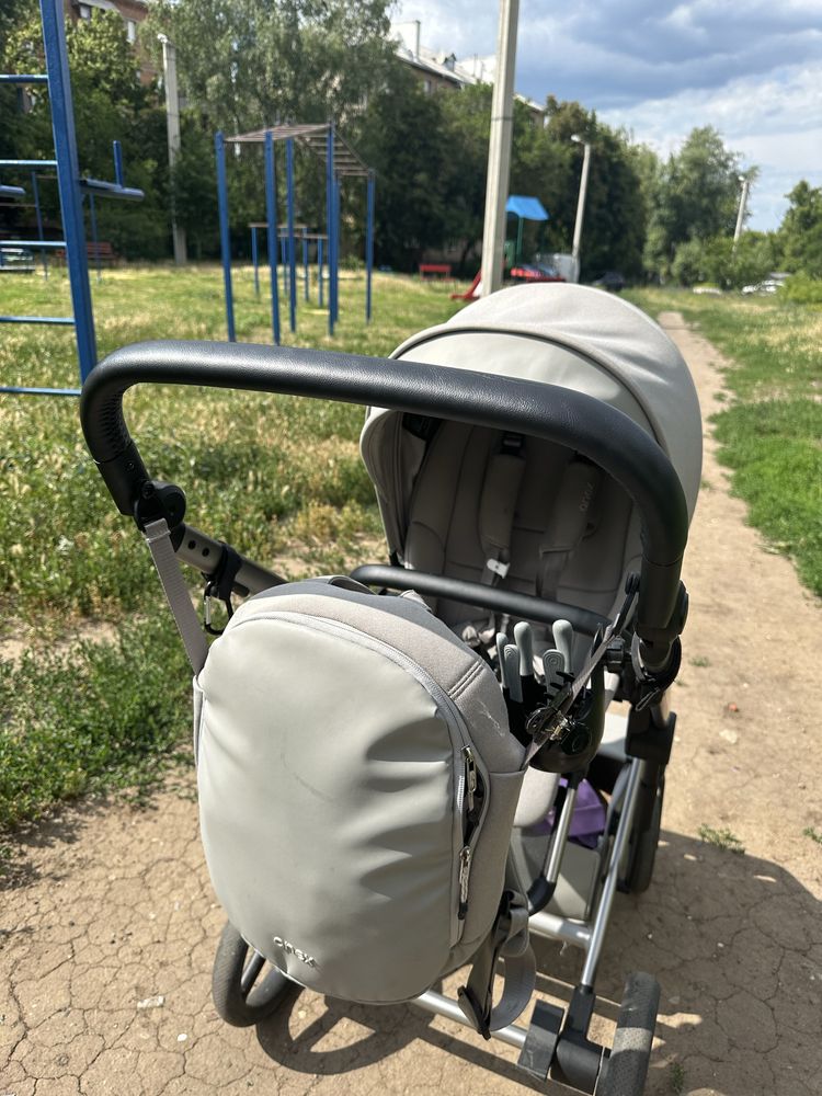 Продам коляску Anex mev