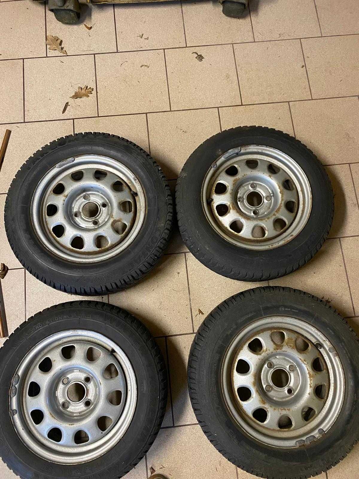 Opony zimowe z felgami. 2 x 185/65 R 14 i 2 x 175/65 R14