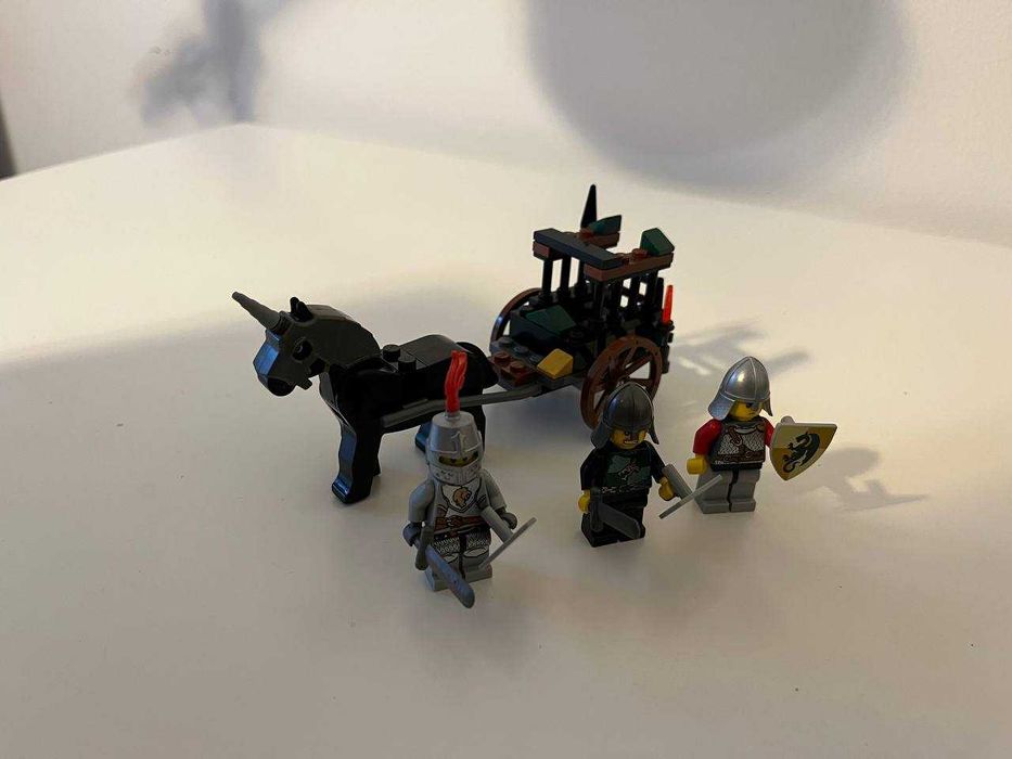 Lego Castle 7949 Prison Carriage Rescue