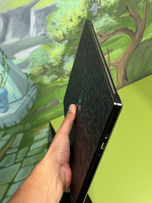 Ноутбук Razer Blade 15 (i7-13800H, RTX 4070, 1tb, 16gb DDR5, 2k 240hz)