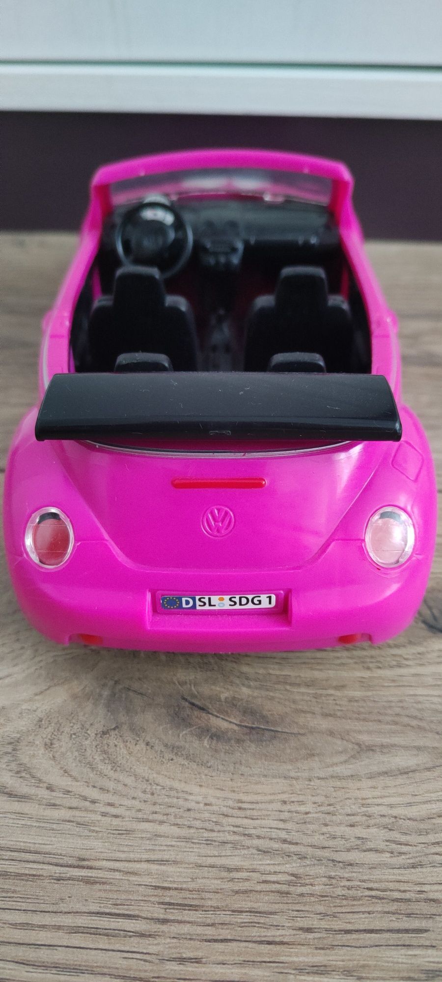 Samochód dla małych lalek Volkswagen Garbus