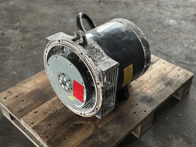 generator do agregatu 7.2 kva jcb