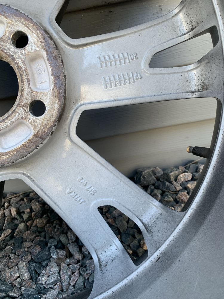 Оригінальний титановий диск Volvo 5/108 R19 5*108 19 ET50,5 одна штука