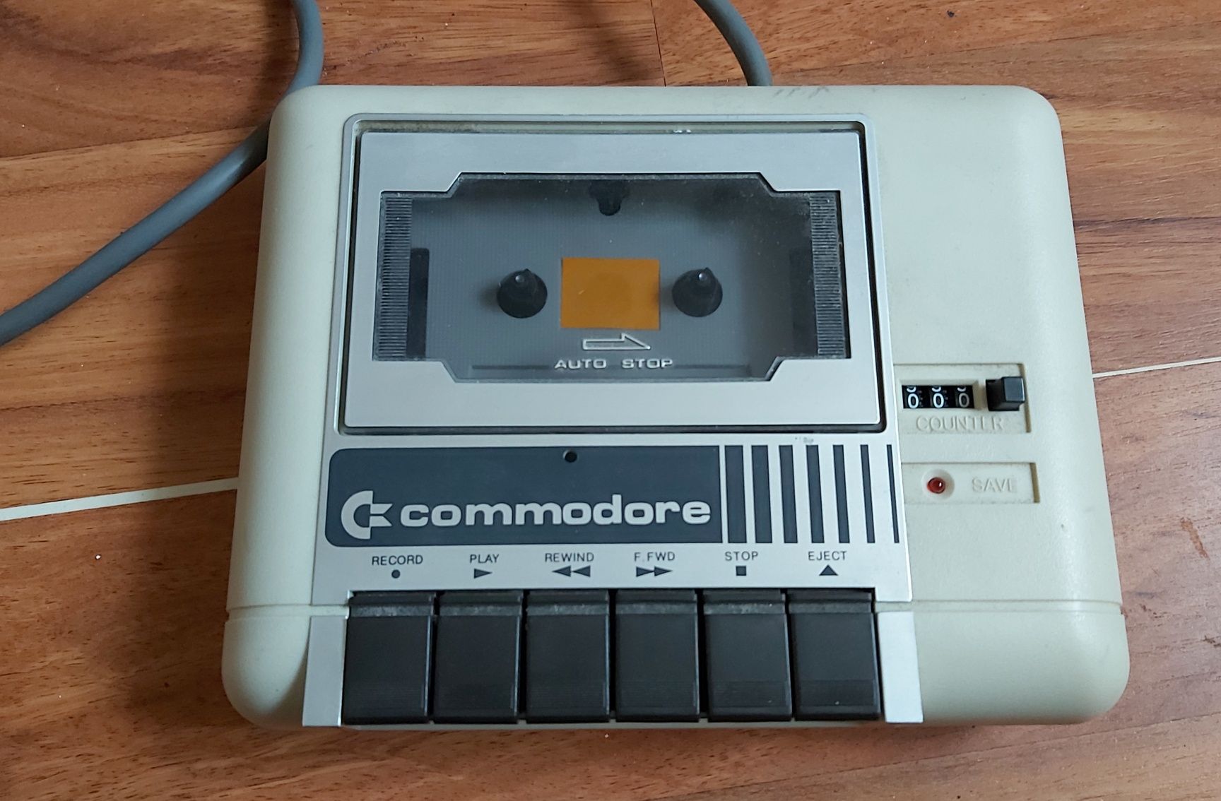 Komputer do gier, commodore 64, zestaw gier, dżojstik