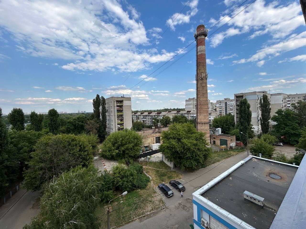 Продаж кімнати в гуртожитку
