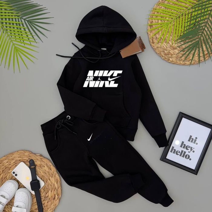 Conjunto Nike criança