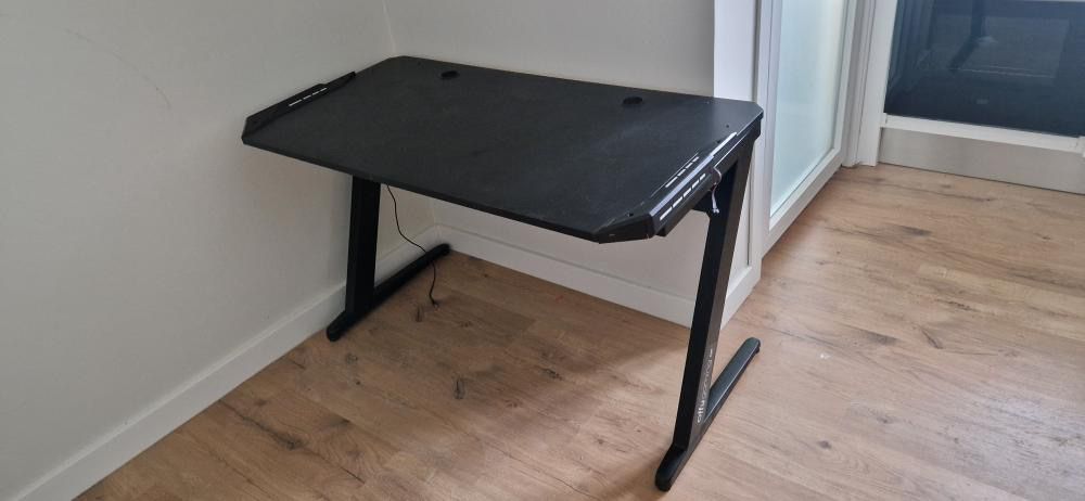 Mesa gamer offy gaming com led