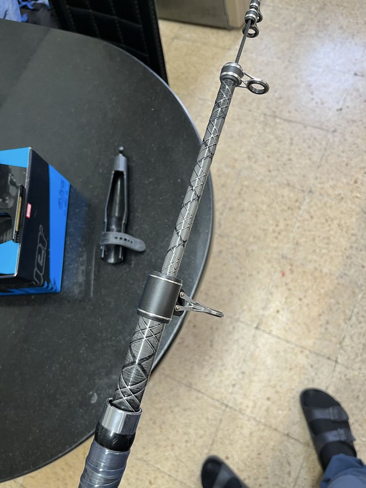 Vendo cana e carrete