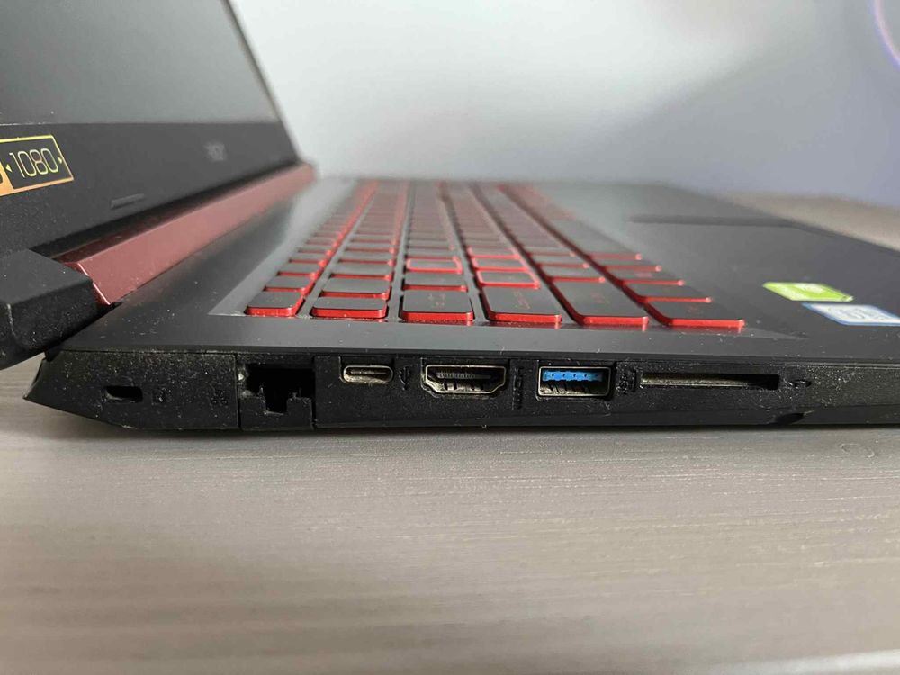 Lapotop acer nitro 5