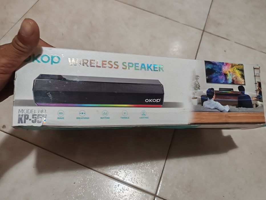 Caixa de som portátil potente